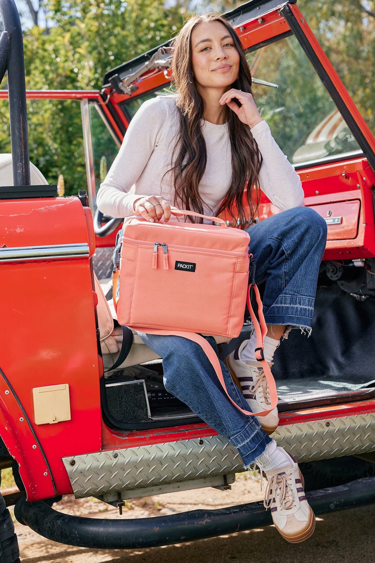 freezable-newport-cooler-u4 freezable-newport-cooler-papaya-lifestyle-truck.jpg