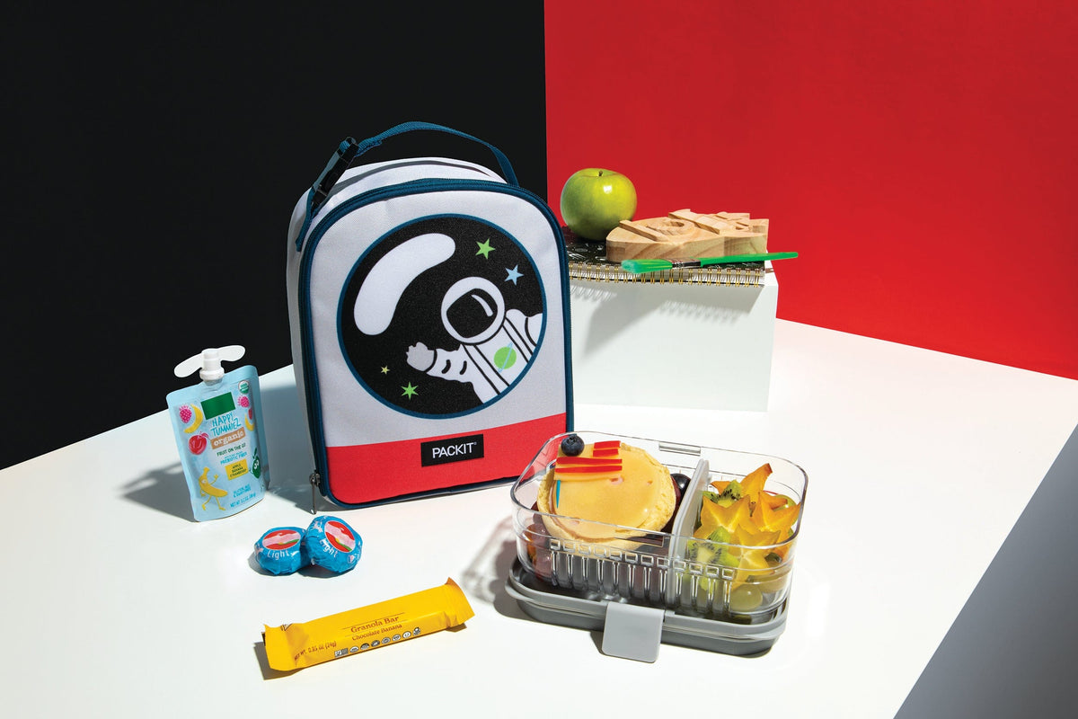 freezable-playtime-lunch-box-i5 freezable-playtime-lunch-box-spaceship-lifestyle-bento-food.jpg