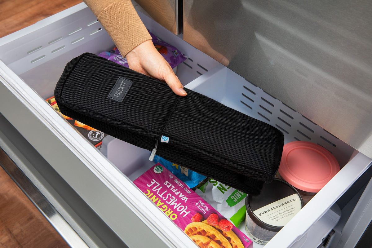 freezable-wine-carrier-a3 freezable-wine-carrier-black-freezer.jpg